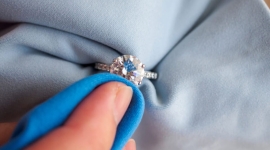 Bí quyết giữ trang sức vàng luôn như mới: Hướng dẫn chi tiết