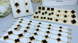 Phối đồ với trang sức vàng 610 trong dịp lễ