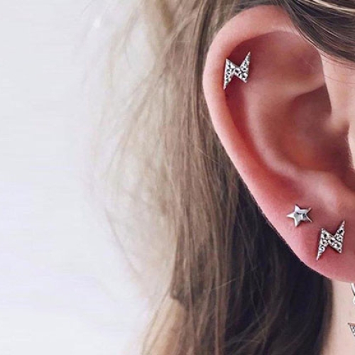 Bấm Lỗ Tai Thẩm Mỹ 