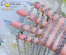 Dây chuyền xoắn vuông