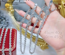 Dây chuyền xoắn hoa mai