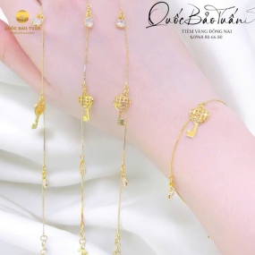 Lắc tay mix charm kiểu