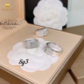 Nhẫn hột chủ vàng Italy 8g3