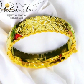 Vòng cốt chạm hoa văn 2c0