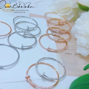 Vòng đinh kết tấm