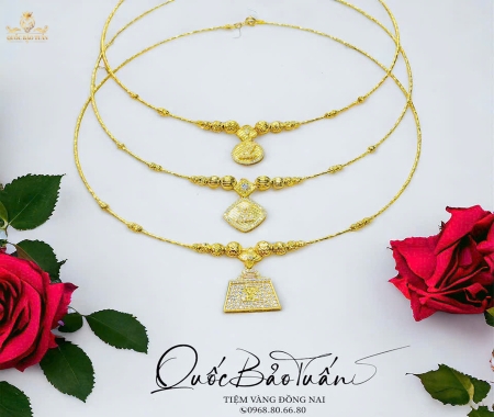Kiềng cổ mix charm KC-005