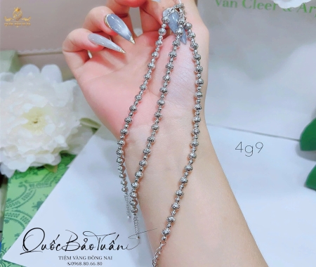Lắc bi size trung