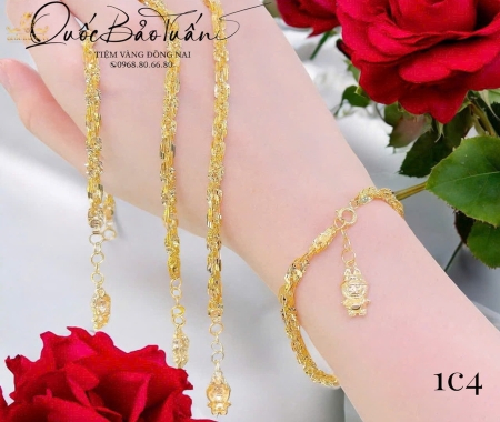 Lắc xoắn vuông mix charm LXV-005