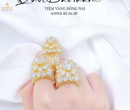 Nhẫn nữ hoàng 3c0