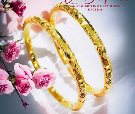 Vòng tay kim cương có khoá